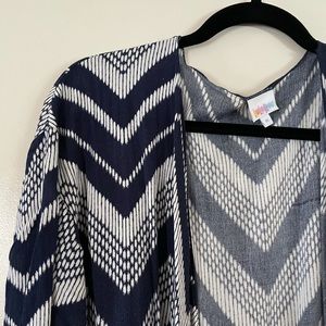Medium LulaRoe Shirley